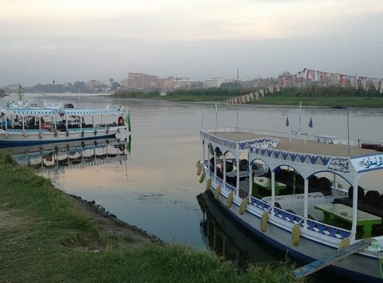 Tagesausflug von Hurghada nach Luxor mit dem Bus / hurghada Ausflug tal der könige