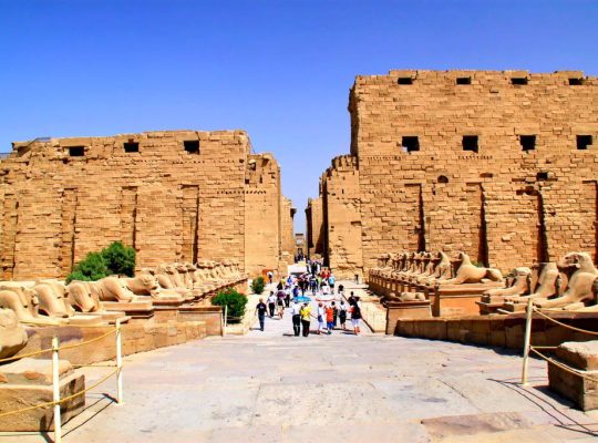 Tagesausflug von Hurghada nach Luxor mit dem Bus / hurghada Ausflug tal der könige