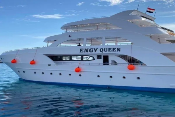 yacht-engy-queen-r1qwx3z1mam8fw08gv2sp0o2p2hamljcv44lk5f2pc